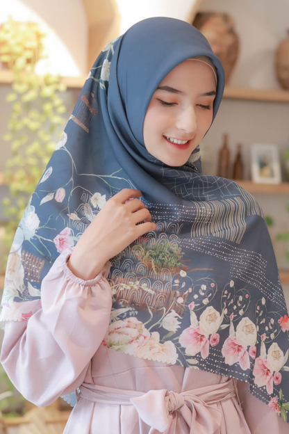 [ BUY 3 GET 1 FREE HIJAB ] Florence - Scarf Square Premium Polycotton XL - Midnight Grey - RJ24.3