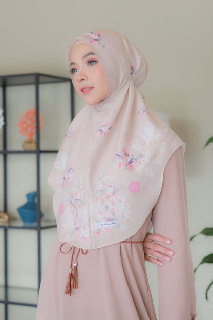 [ BUY 3 GET 1 FREE ] Emily - Instan Baiti -Cream - BM45.90