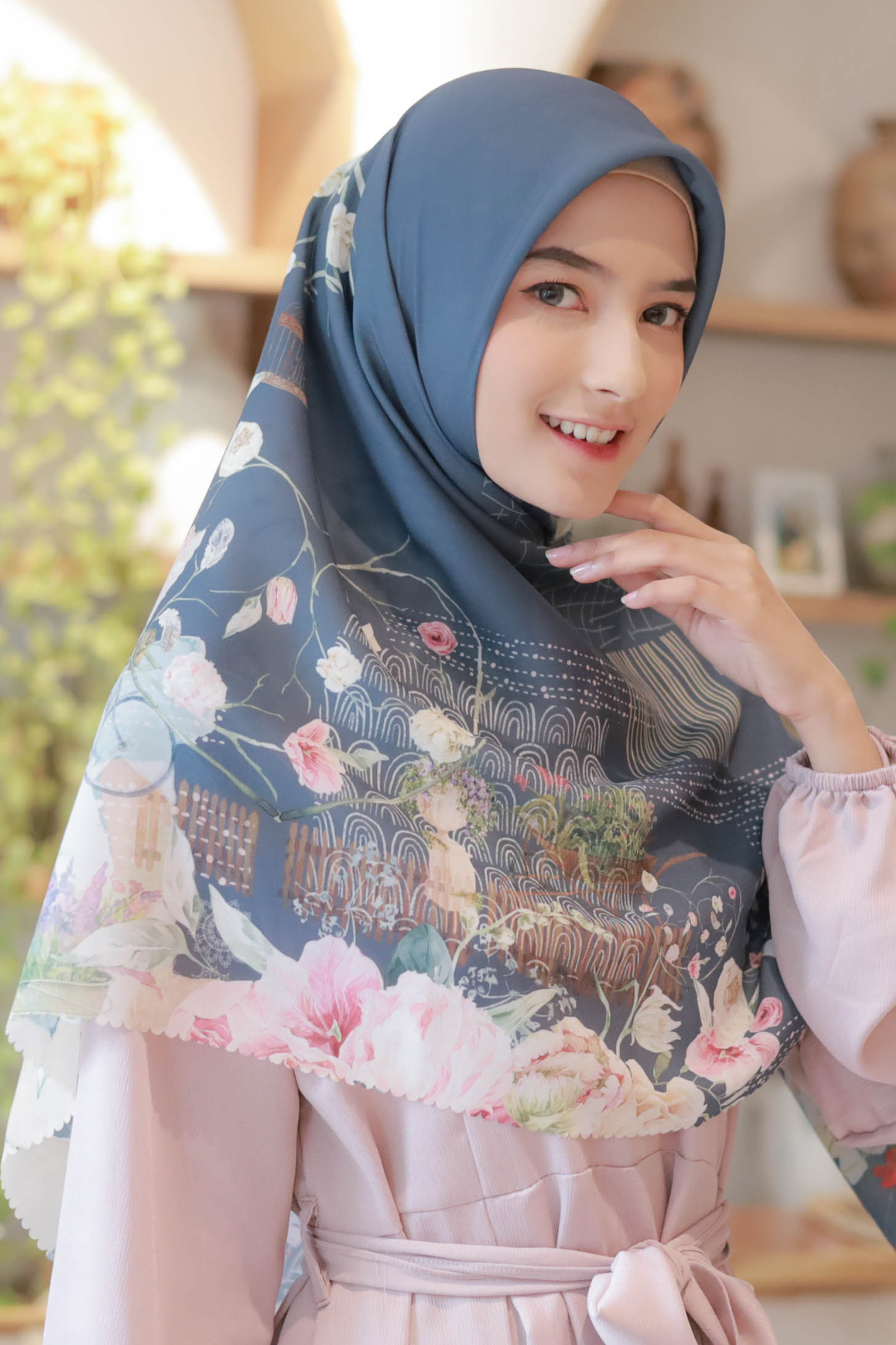 [ BUY 3 GET 1 FREE HIJAB ] Florence - Scarf Square Premium Polycotton XL - Midnight Grey - RJ24.3