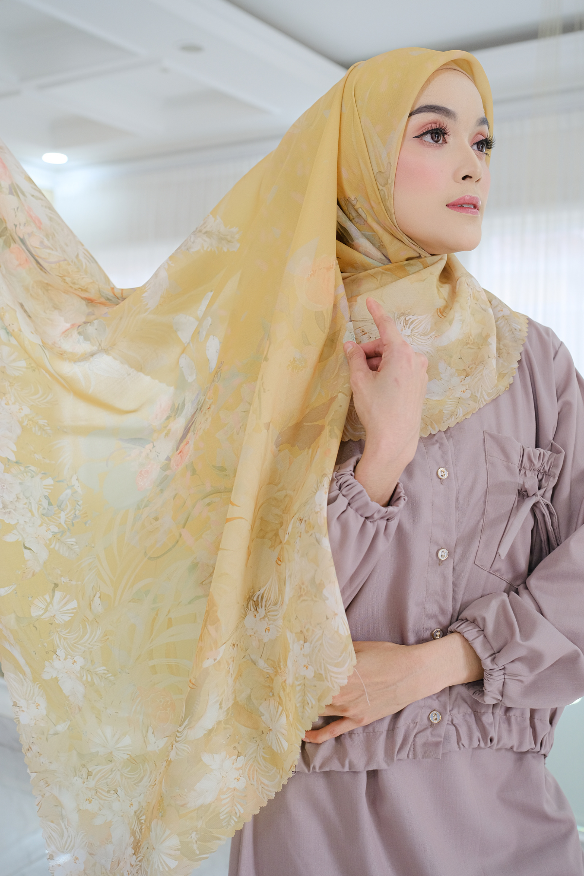 Emily - Scarf Square Premium Polycotton XL | Mozarella - EB28.16