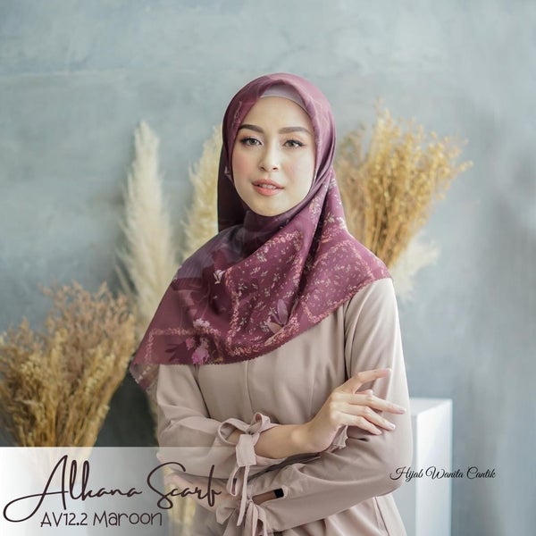[DISKON AMBYAR] Last Stock Scarf Motif Hijabwanitacantik Series Hijab Kerudung Printing Motif