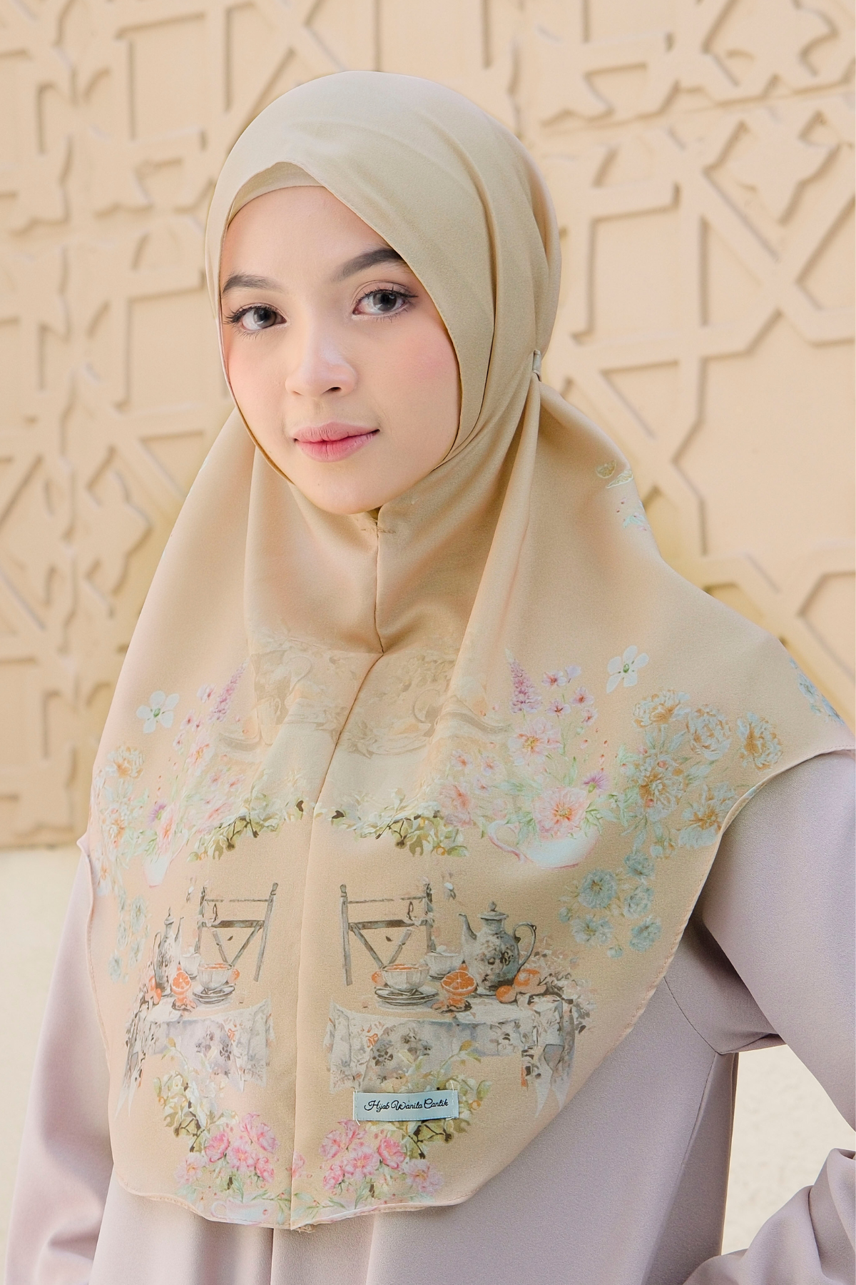 Hijab Instan Baiti Camellia - BC44.5 Mood Booster Bronze