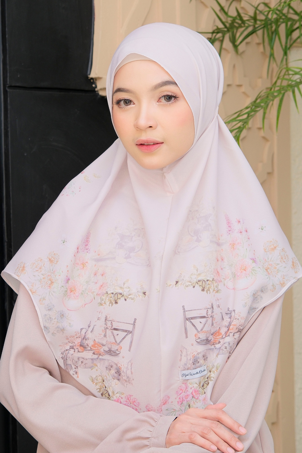 [ BUY 3 GET 1 FREE ] Hijab Instan Baiti Camellia - BC44.6 Nice Caramel