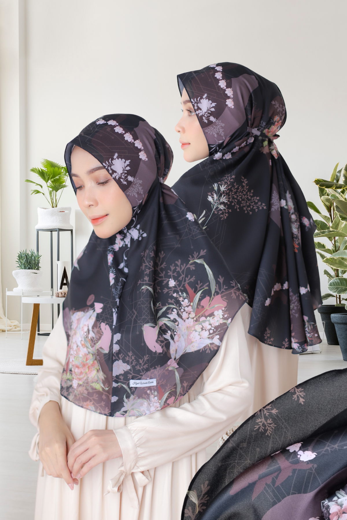 [ BUY 3 GET 1 FREE ] Fresia - Instan Baiti - Black - BM45.26