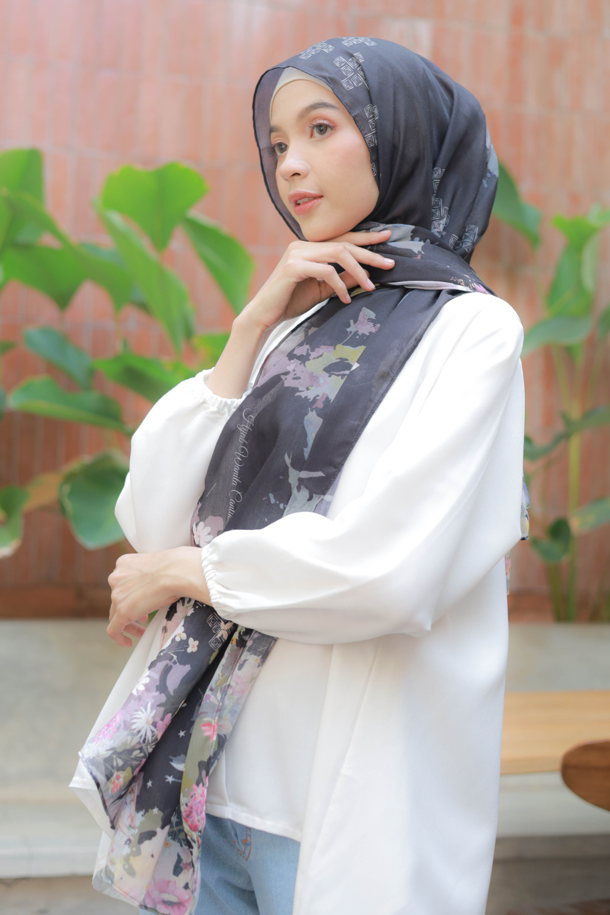 Pashmina Verbena - PVR1.1 Black