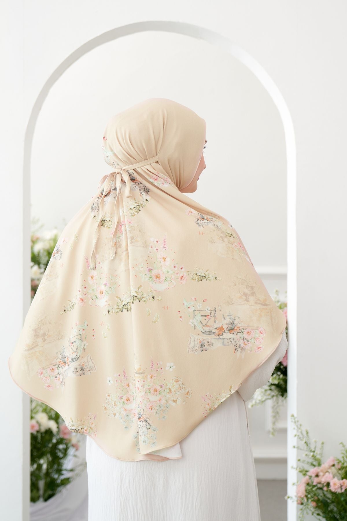 Hijab Instan Baiti Camellia Jumbo | Apple Tea - CB11.8