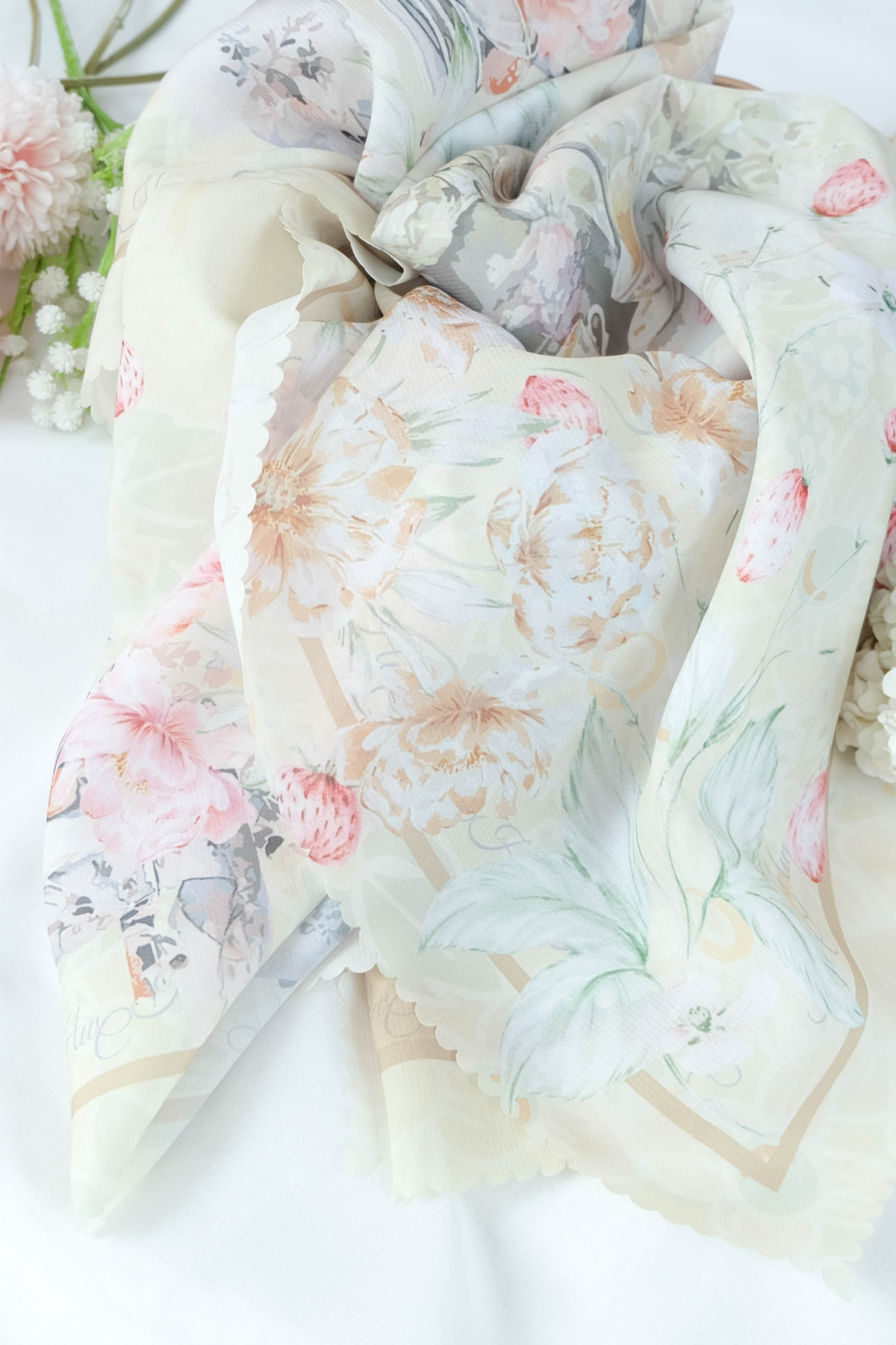 Camellia - Scarf Square Premium Polycotton XL | Lovely Lemontea - CJ15.12
