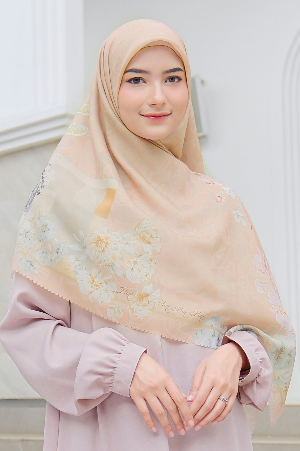 Camellia - Scarf Square Premium Polycotton XL | Marvelous Terra - CJ15.13