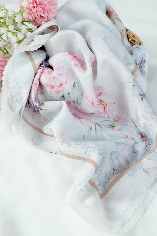 Camellia - Scarf Square Premium Polycotton XL | Gracious Cream - CJ15.8