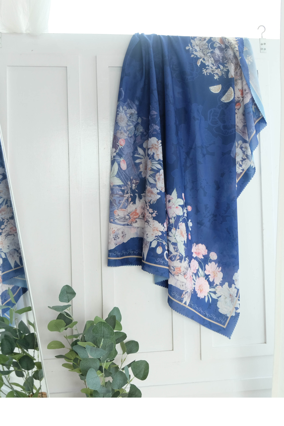 Camellia - Scarf Square Premium Polycotton XL | Happy Navy - CJ15.9