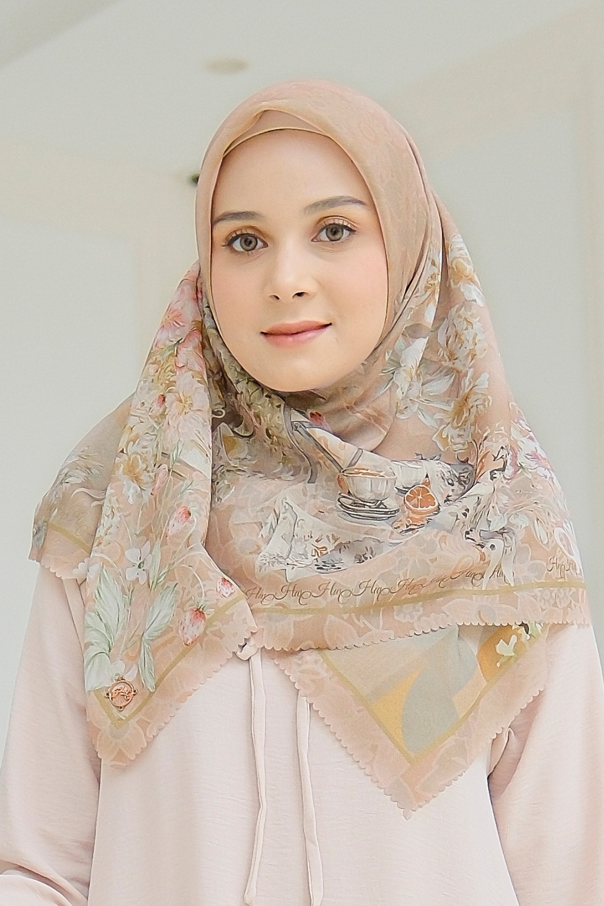 Camellia - Scarf Square British Voal | Marvelous Terra - CL15.13