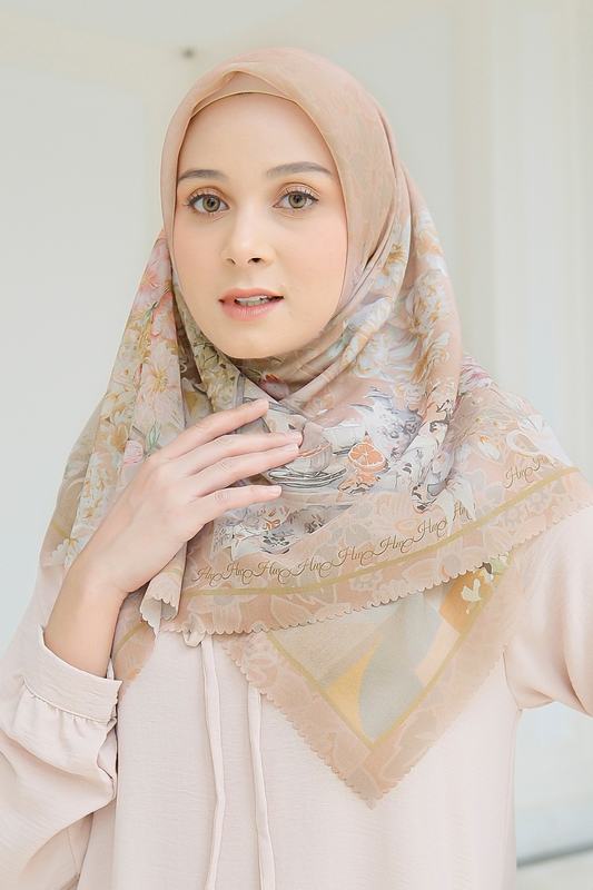 Camellia - Scarf Square British Voal | Marvelous Terra - CL15.13