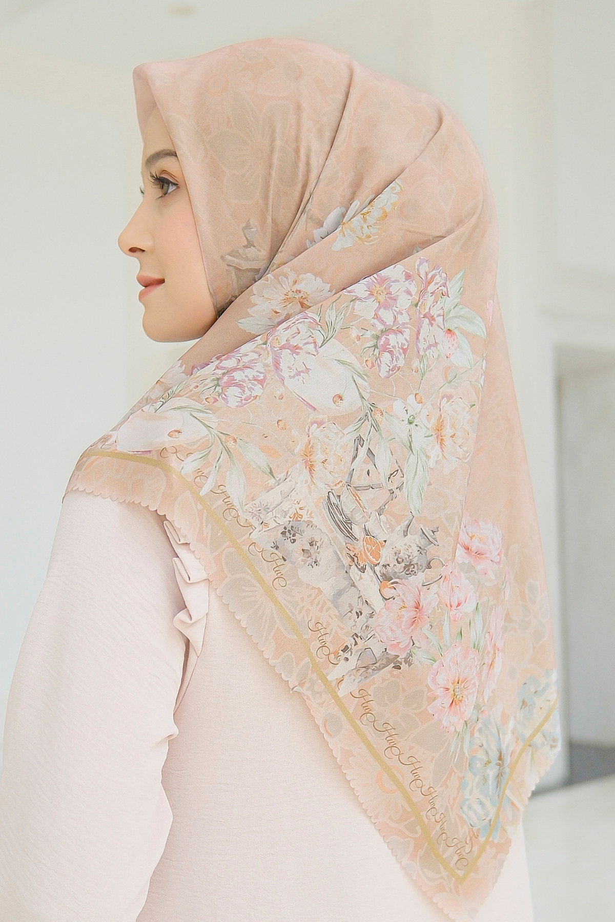Camellia - Scarf Square British Voal | Marvelous Terra - CL15.13