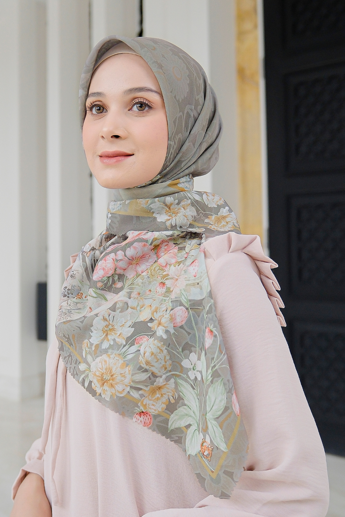 Camellia - Scarf Square British Voal | Charming Choco - CL15.2