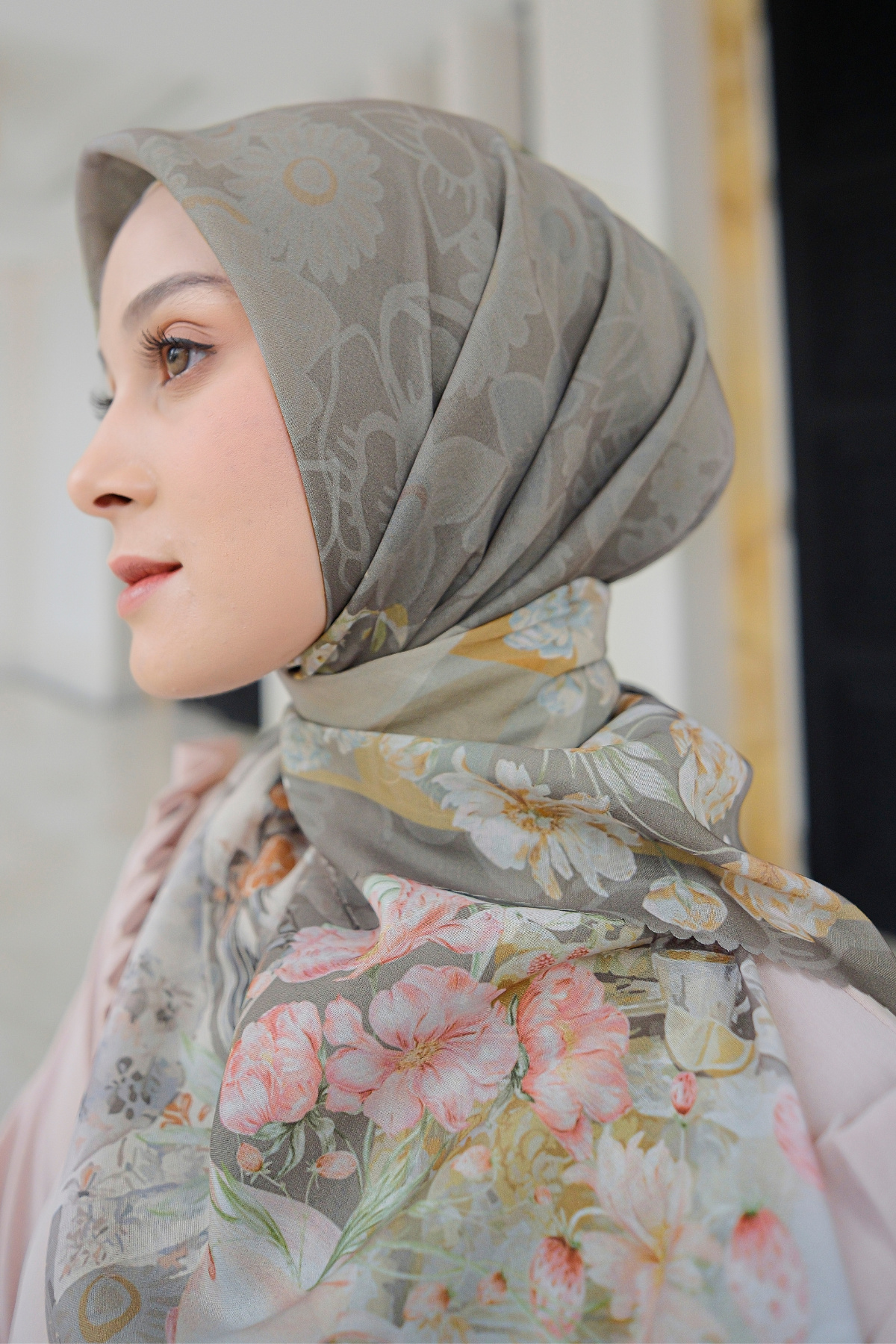 Camellia - Scarf Square British Voal | Charming Choco - CL15.2