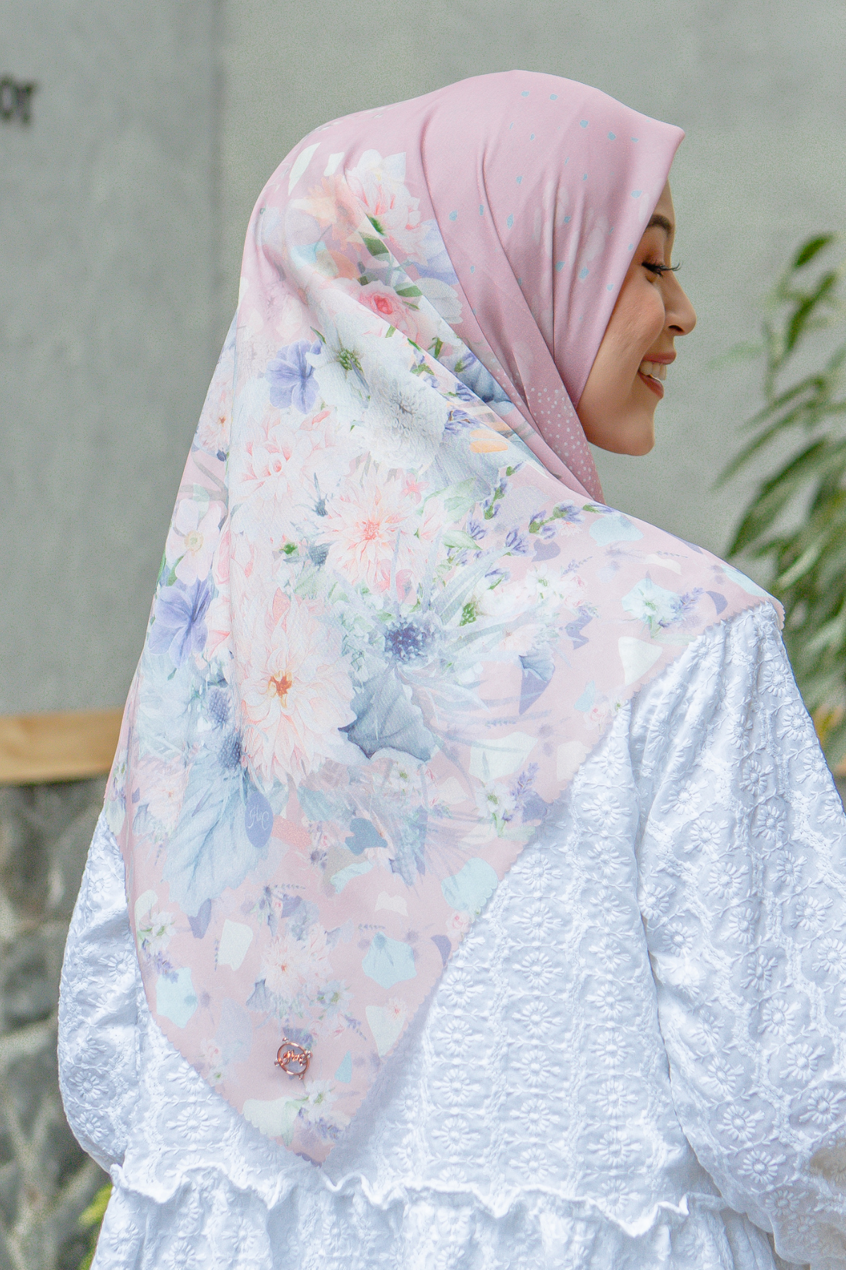 Dahlia - Scarf Square British Voal | Clara Pink - LIA7.14