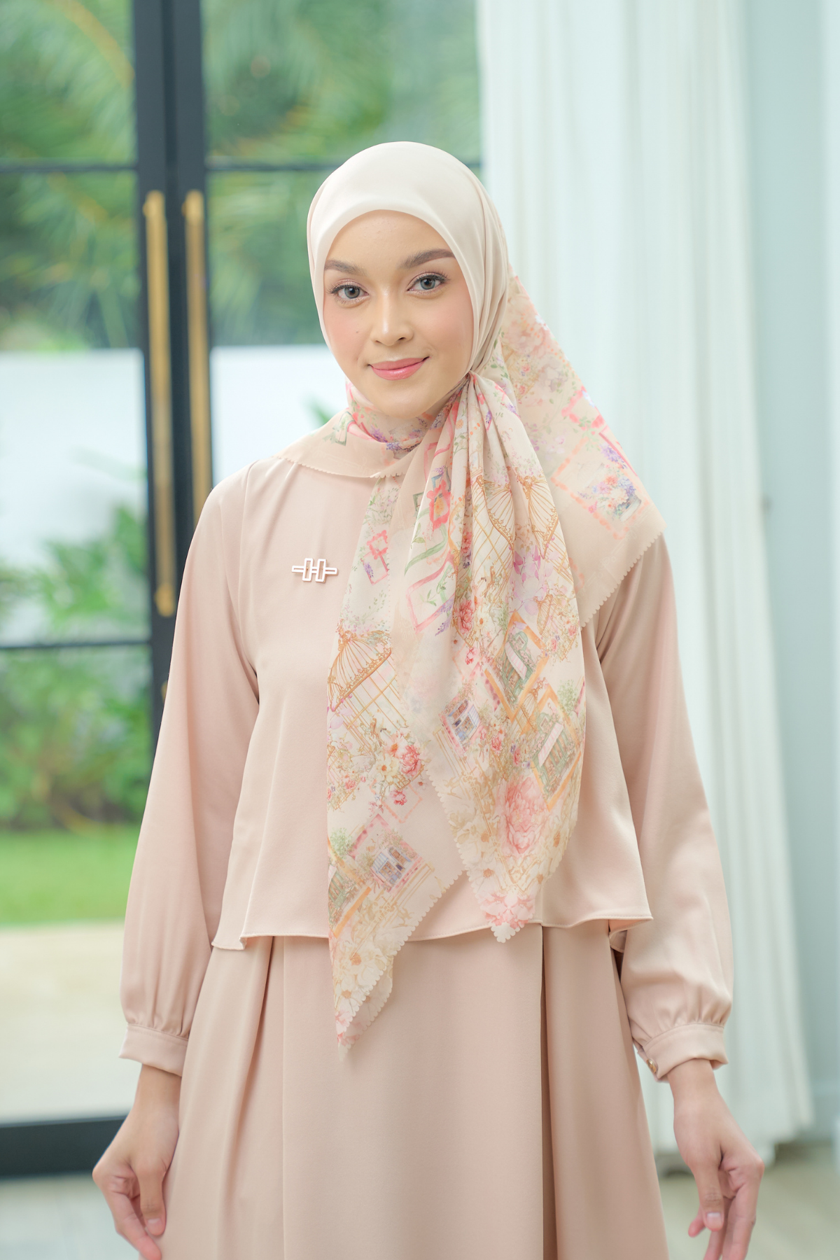 Nuri Scarf - NU33.12 NY33.12 NH33.12 Creamy White
