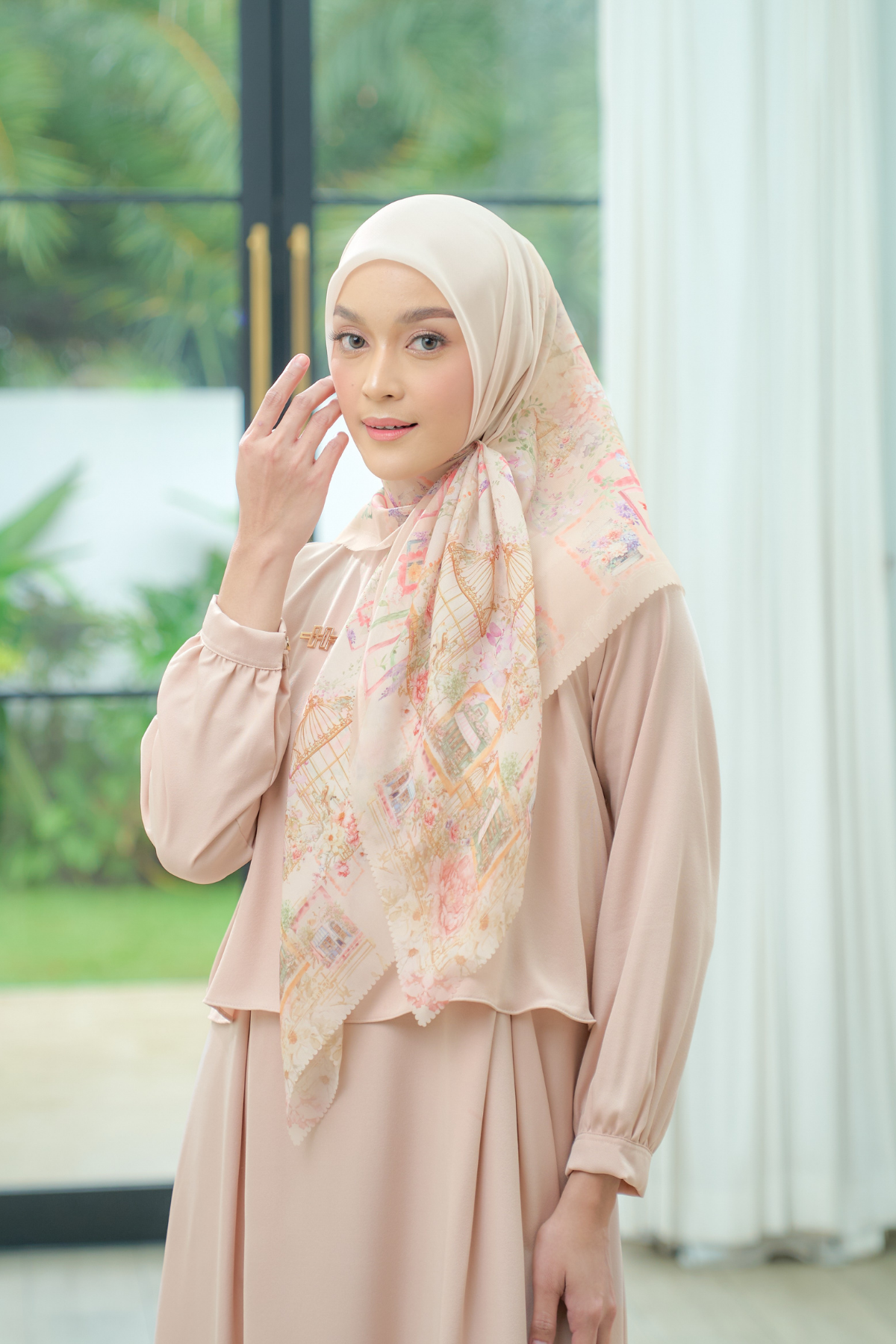 Nuri Scarf - NU33.12 NY33.12 NH33.12 Creamy White