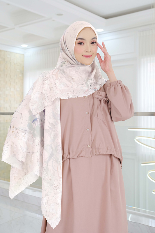 [ BUY 3 GET 1 FREE HIJAB ] Emily - Scarf Square Premium Polycotton | Snow White - EM28.18