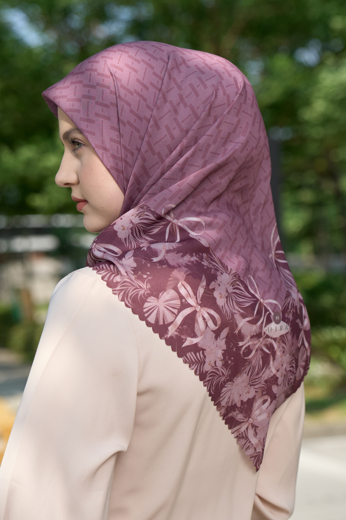 [ BUY 3 GET 1 FREE HIJAB ] Emily - Scarf Square Premium Polycotton | MONO MAROON - EM28.35