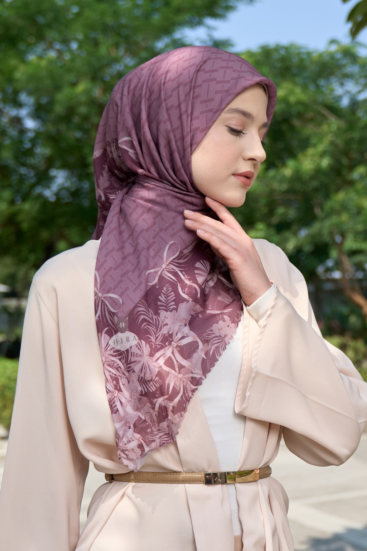 [ BUY 3 GET 1 FREE HIJAB ] Emily - Scarf Square Premium Polycotton | MONO MAROON - EM28.35