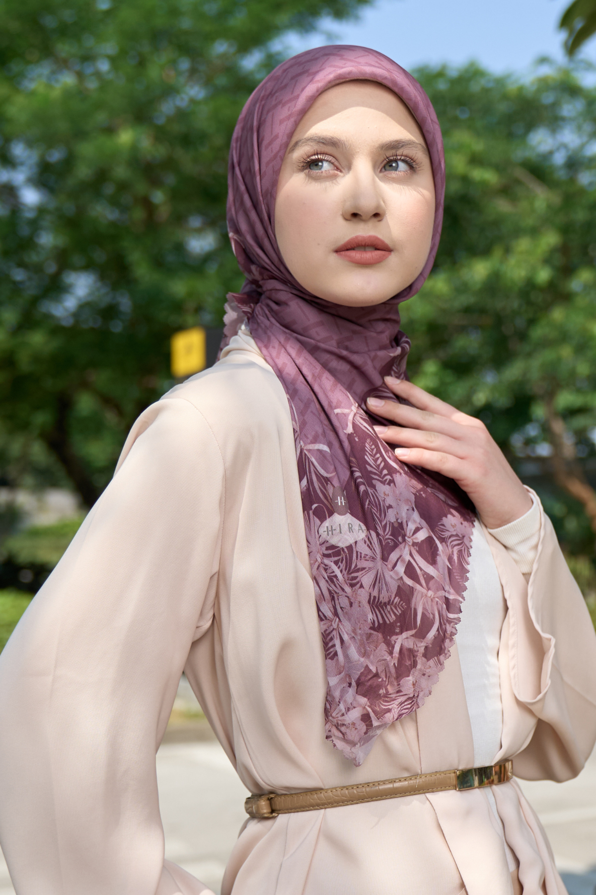 [ BUY 3 GET 1 FREE HIJAB ] Emily - Scarf Square Premium Polycotton | MONO MAROON - EM28.35