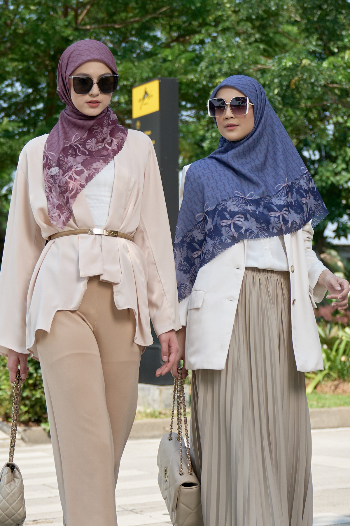 [ BUY 3 GET 1 FREE HIJAB ] Emily - Scarf Square Premium Polycotton | MONO MAROON - EM28.35