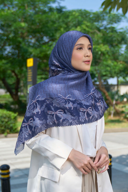 [ BUY 3 GET 1 FREE HIJAB ] Emily - Scarf Square Premium Polycotton | MONO NAVY - EM28.36