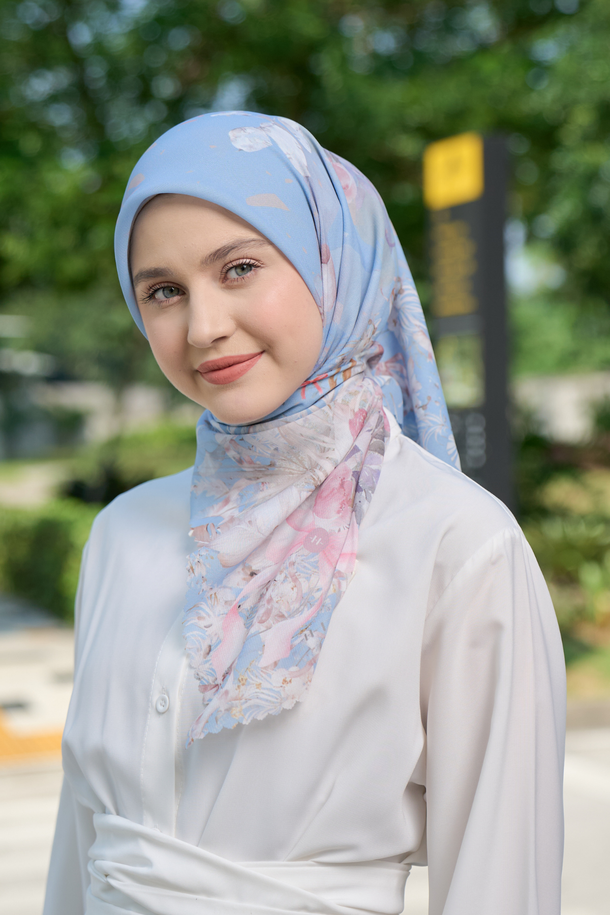 [ BUY 3 GET 1 FREE HIJAB ] Emily - Scarf Square Premium Polycotton | COQUETTE ARCTIC - EM28.39