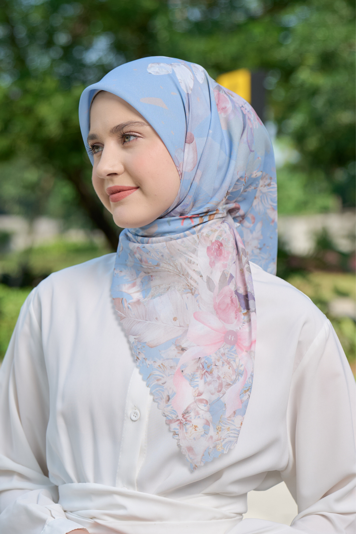[ BUY 3 GET 1 FREE HIJAB ] Emily - Scarf Square Premium Polycotton | COQUETTE ARCTIC - EM28.39