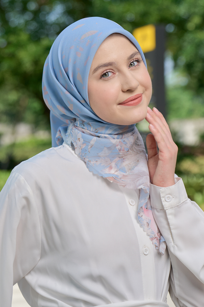 [ BUY 3 GET 1 FREE HIJAB ] Emily - Scarf Square Premium Polycotton | COQUETTE ARCTIC - EM28.39