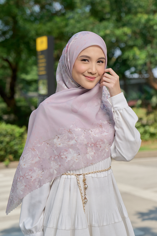 [ BUY 3 GET 1 FREE HIJAB ] Emily - Scarf Square Premium Polycotton | COQUETTE BLUSH - EM28.40