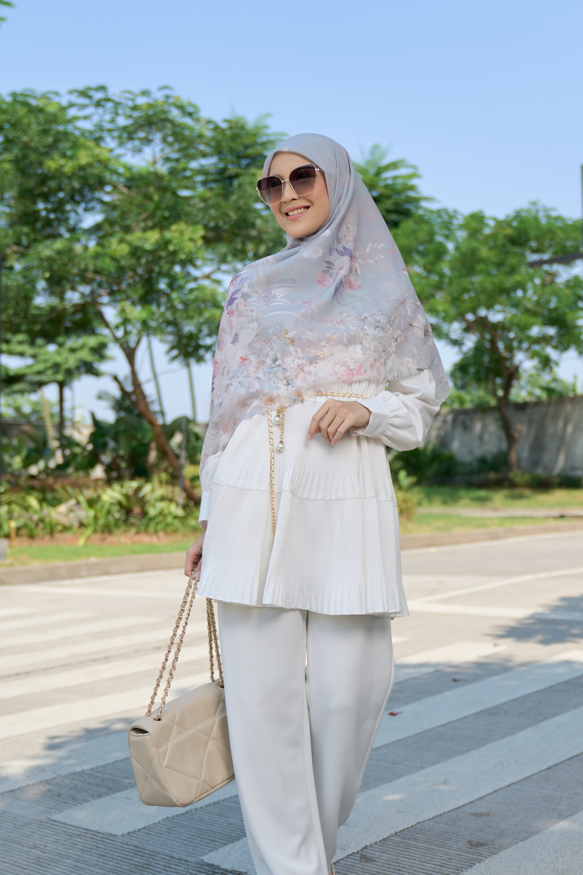 [ BUY 3 GET 1 FREE HIJAB ] Emily - Scarf Square Premium Polycotton | COQUETTE DESERT - EM28.42