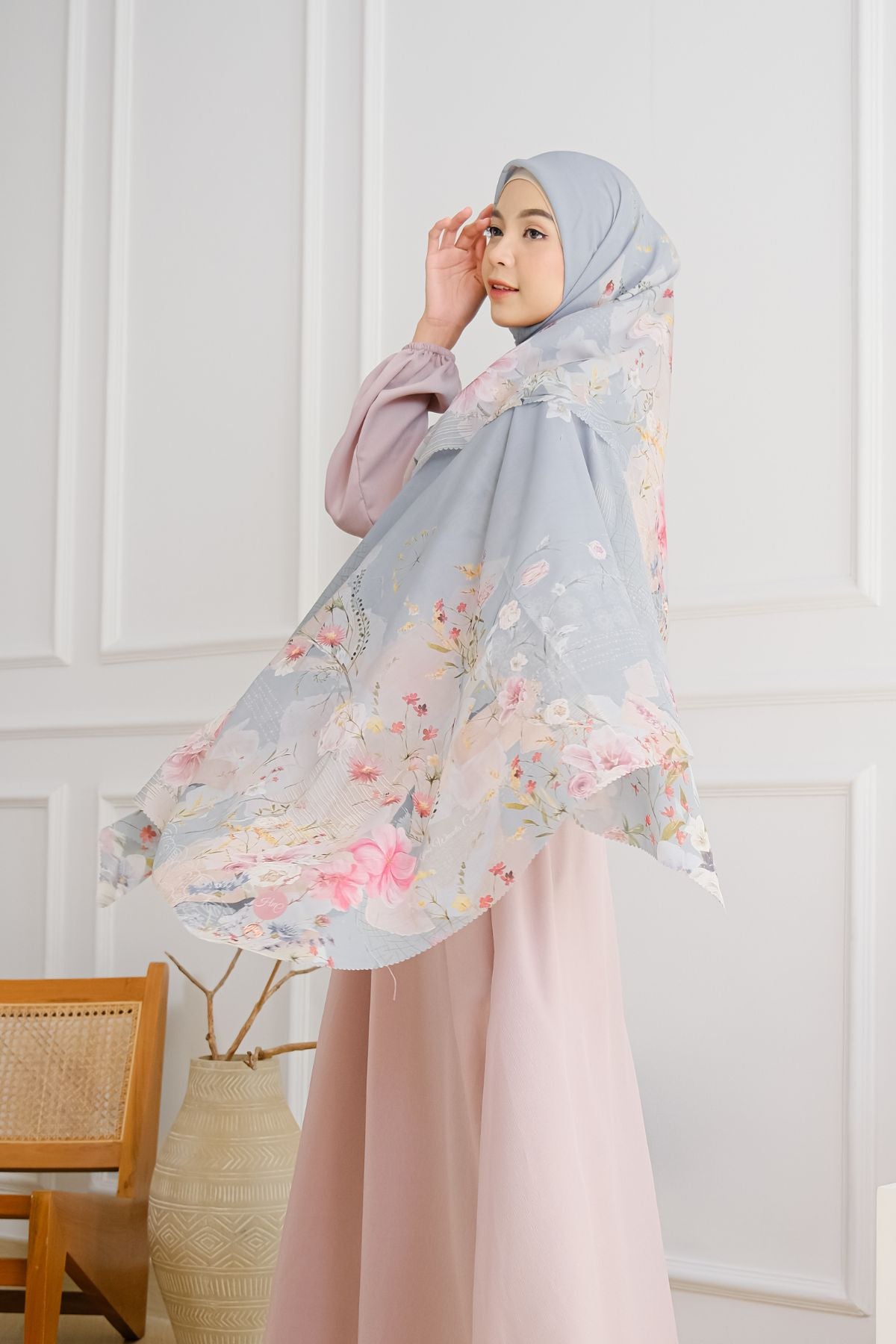 [ BUY 3 GET 1 FREE HIJAB ] Florence - Scarf Square British Voal - Clean Grey - FL24.11