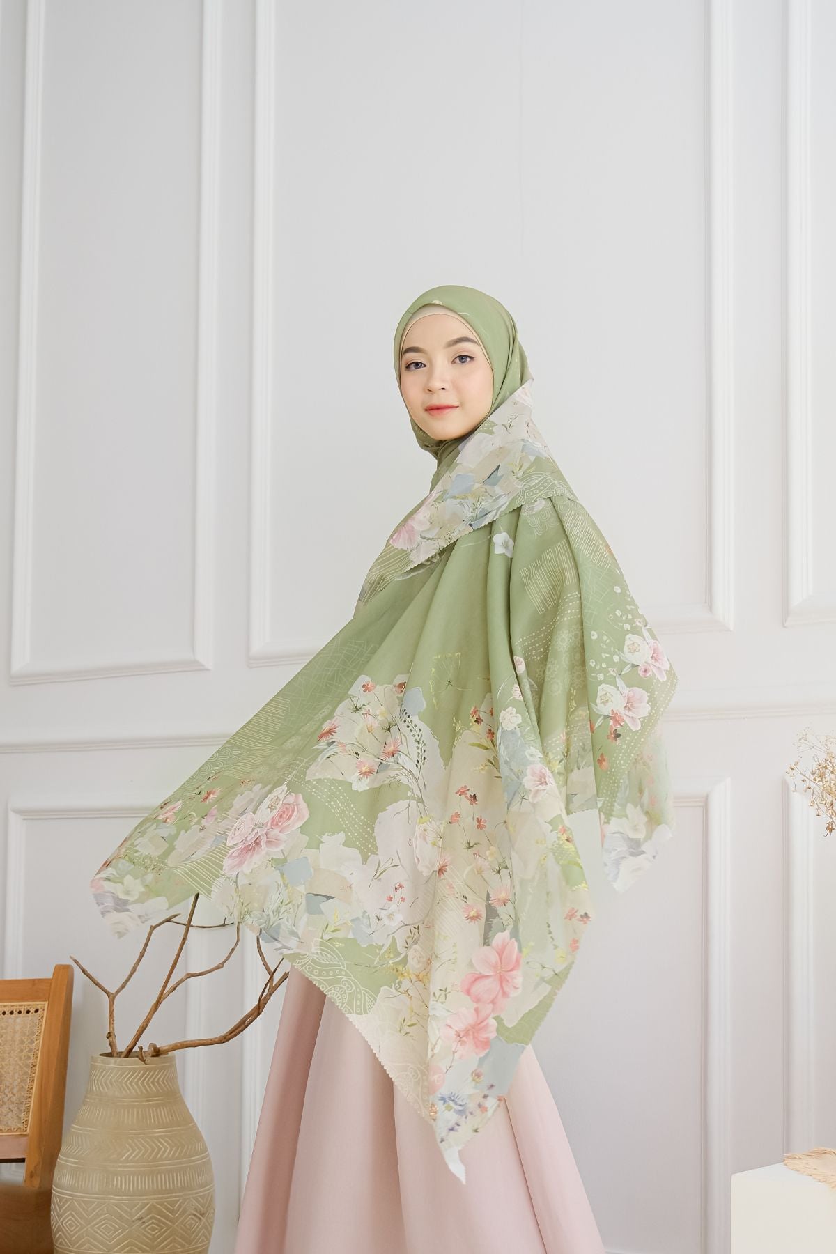 [ BUY 3 GET 1 FREE HIJAB ] Florence - Scarf Square British Voal - Harmony Green - FL24.13