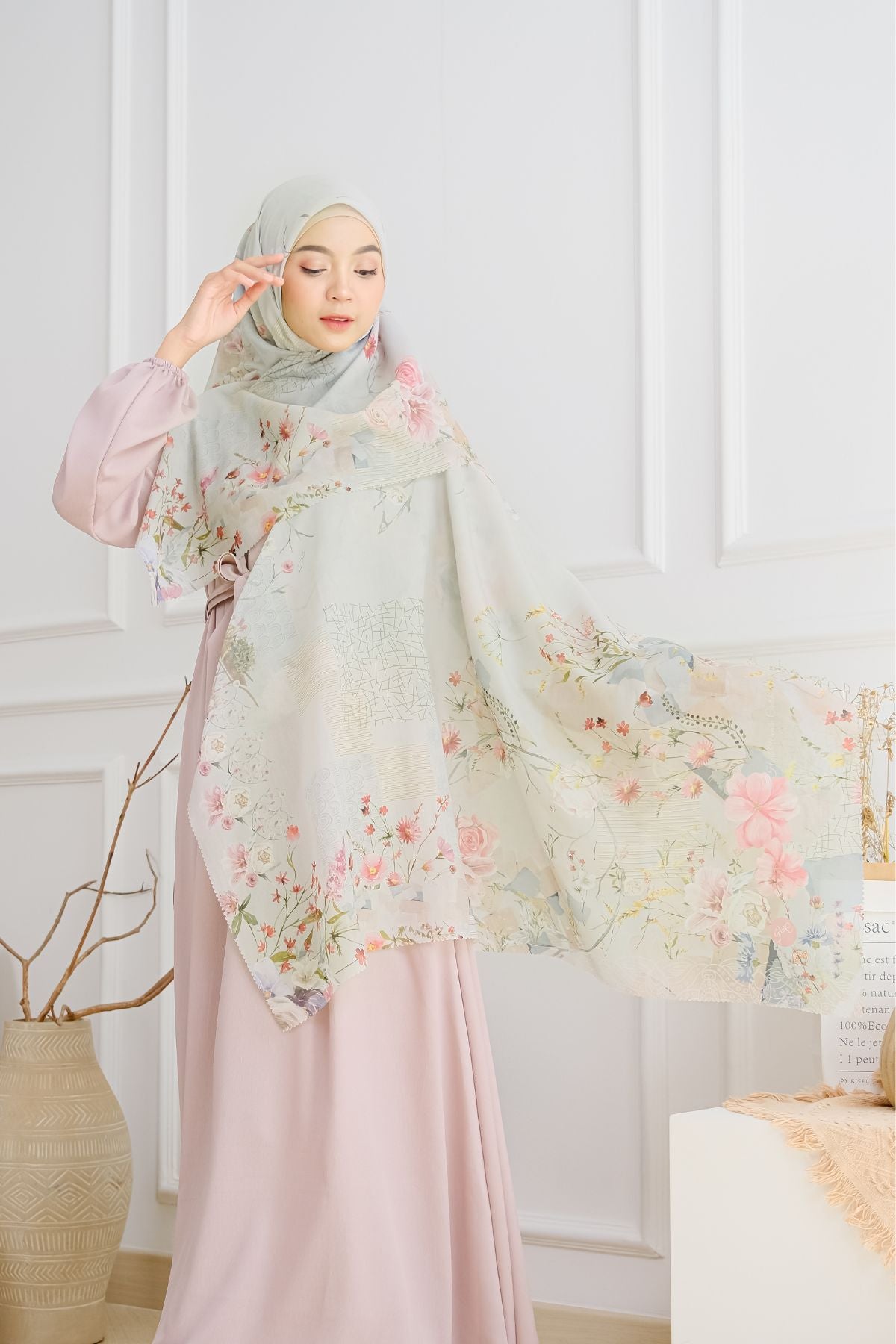 [ BUY 3 GET 1 FREE HIJAB ] Florence - Scarf Square British Voal - Morning Fog - FL24.15