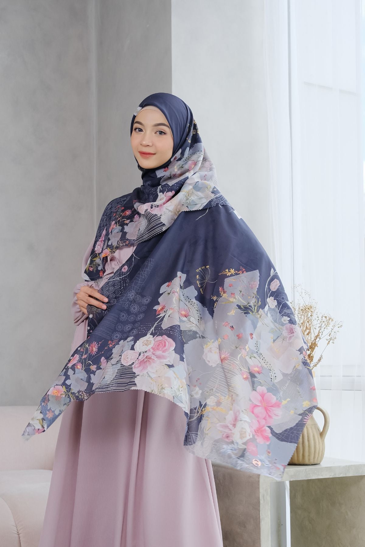 [ BUY 3 GET 1 FREE HIJAB ] Florence - Scarf Square British Voal - Cold Navy - FL24.2