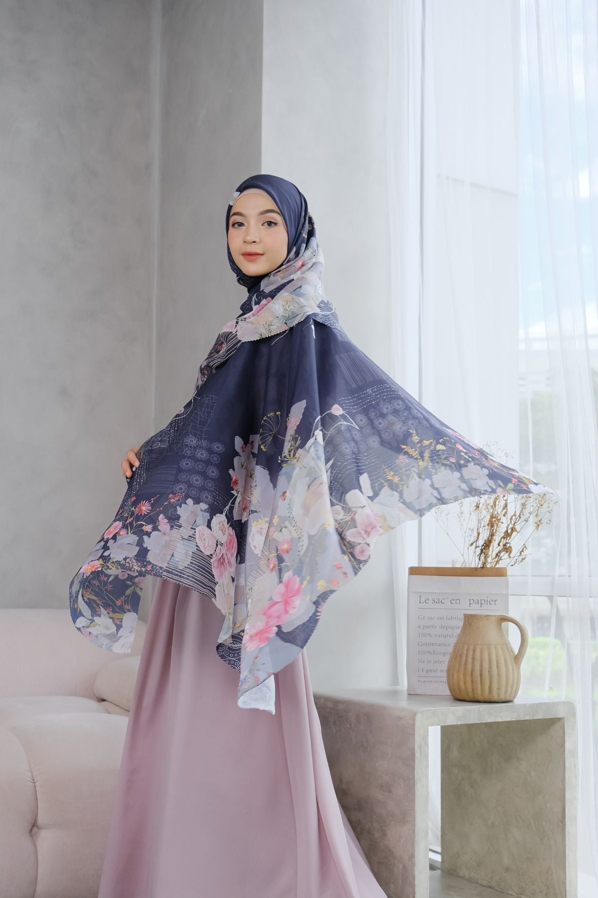 [ BUY 3 GET 1 FREE HIJAB ] Florence - Scarf Square British Voal - Cold Navy - FL24.2