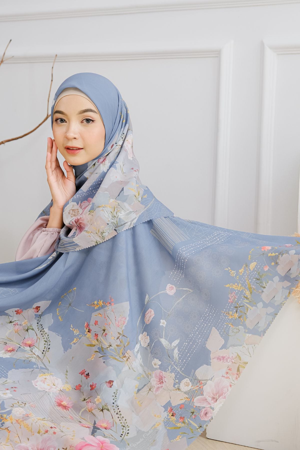 [ BUY 3 GET 1 FREE HIJAB ] Florence - Scarf Square British Voal - Dove Denim - FL24.9