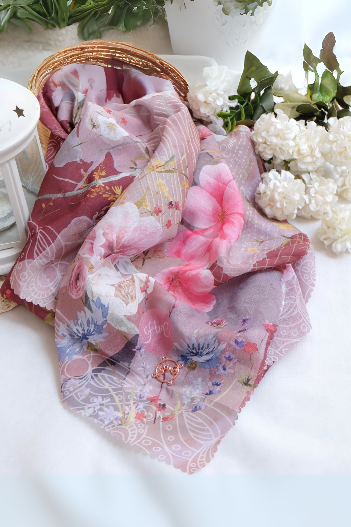 [ BUY 3 GET 1 FREE HIJAB ] Florence - Scarf Square British Voal - Lava Maroon - FL24.4