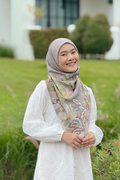 [ BUY 3 GET 1 FREE HIJAB ] Daffodil - Scarf Square Premium Polycotton XL - Galaxy Brown - JD14.3