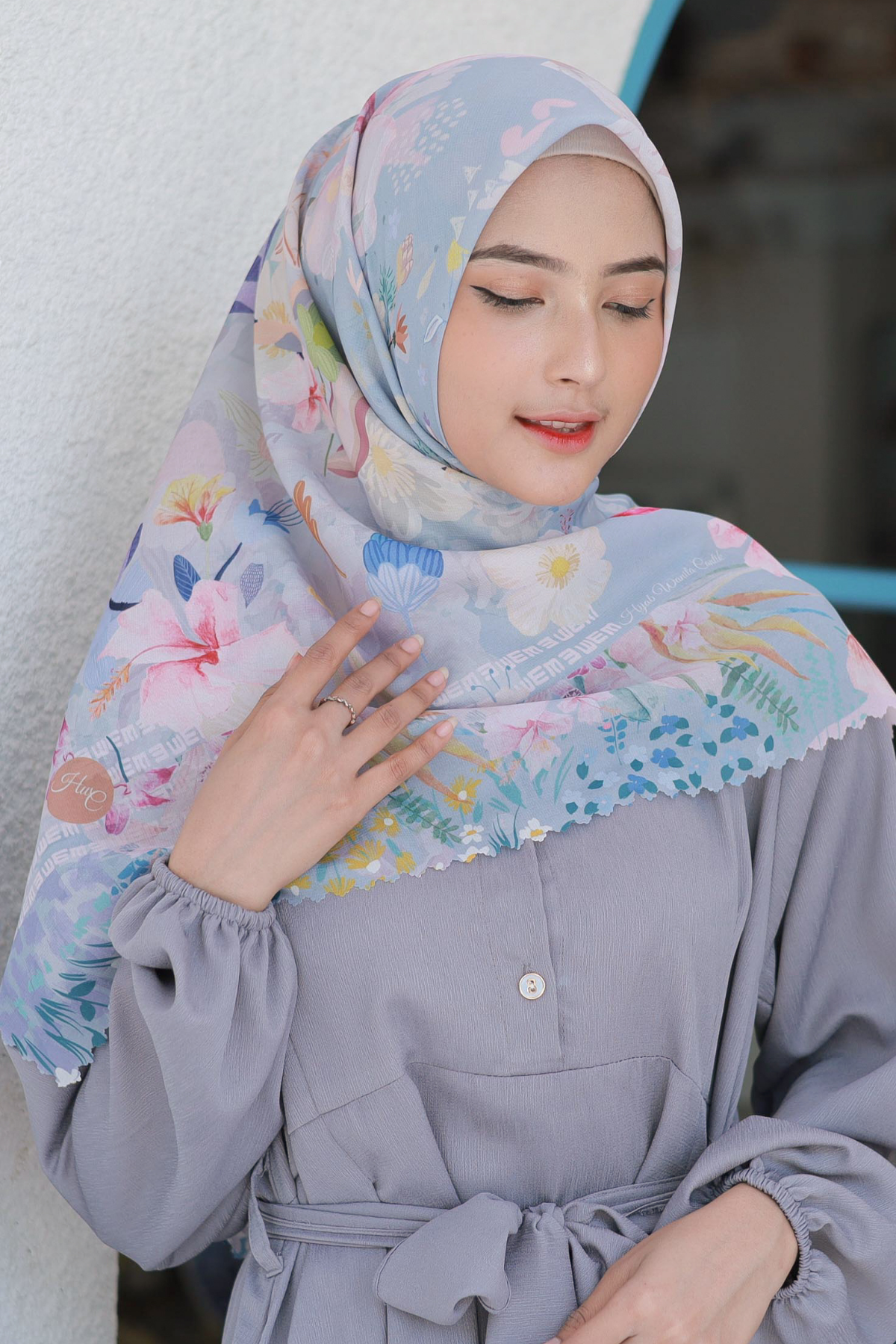 Hibi - Scarf Square Premium Polycotton XL - Light Grey - HG94.4