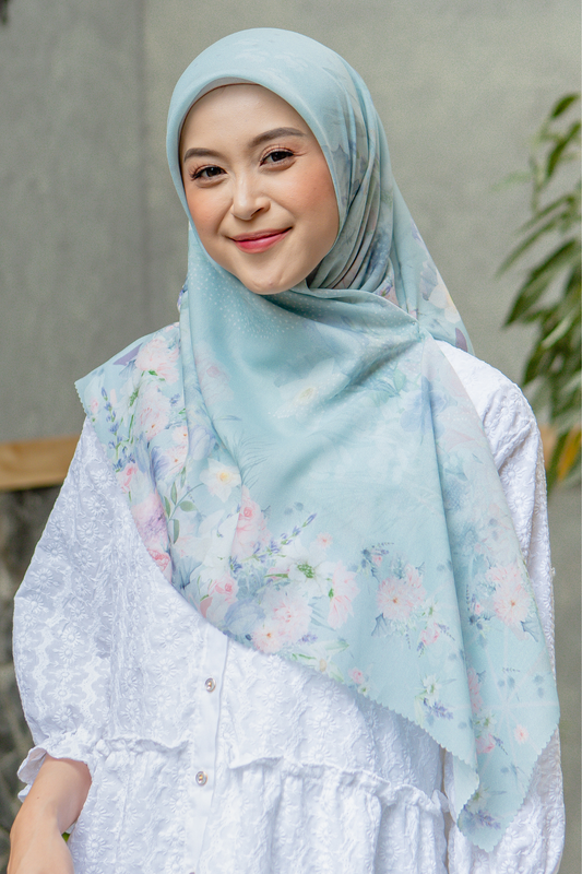 Dahlia - Scarf Square British Voal | Ice Grey - LIA7.15