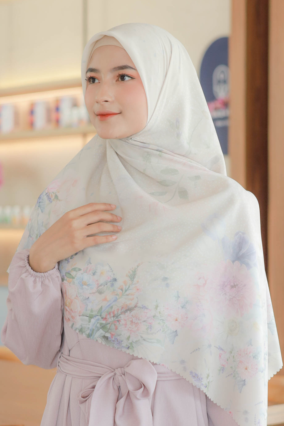 Dahlia - Scarf Square Premium Polycotton XL | Sunny Cream JH97.4