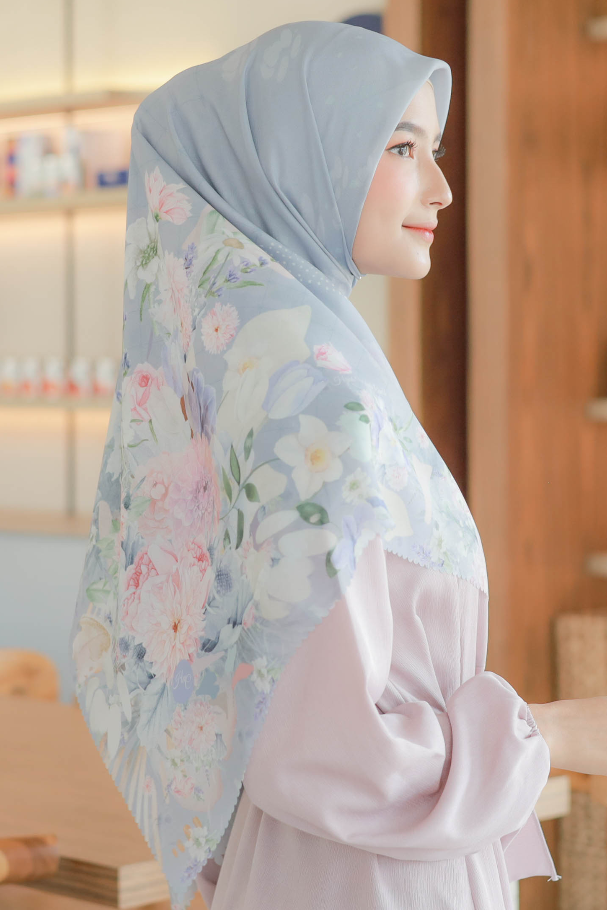 Dahlia - Scarf Square Premium Polycotton XL - Frosty Grey - JH97.7