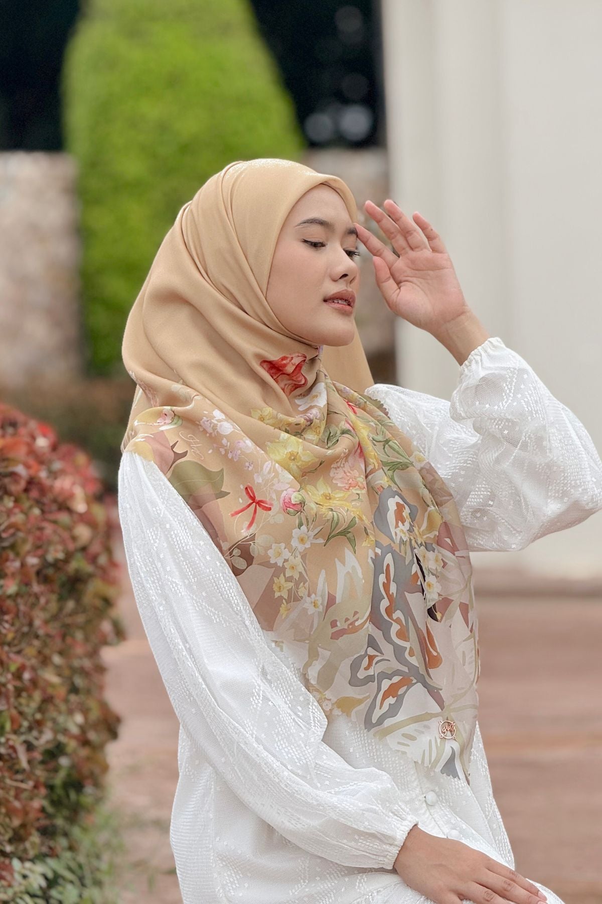 Daffodil - Scarf Square Premium Polycotton XL -  Khaki - JD14.6