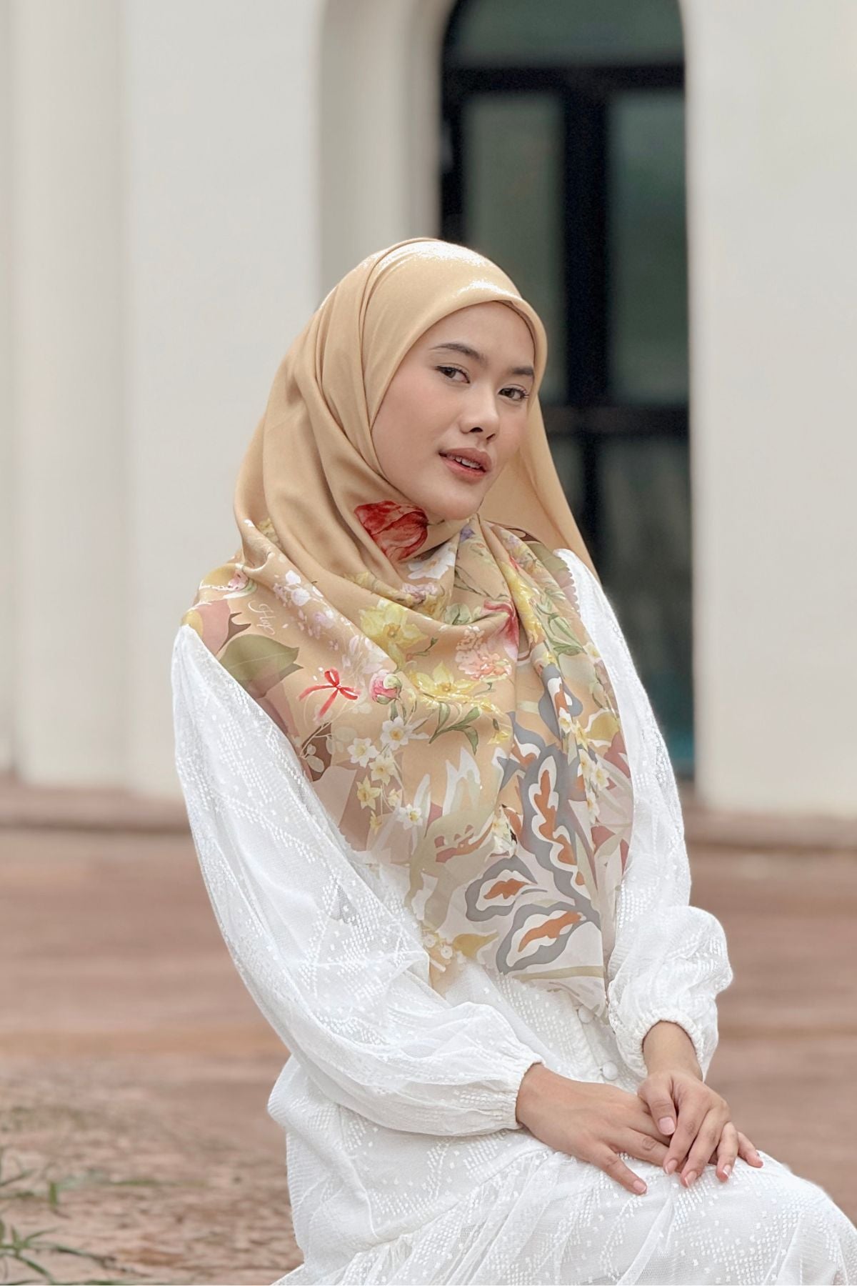 Daffodil - Scarf Square Premium Polycotton XL -  Khaki - JD14.6
