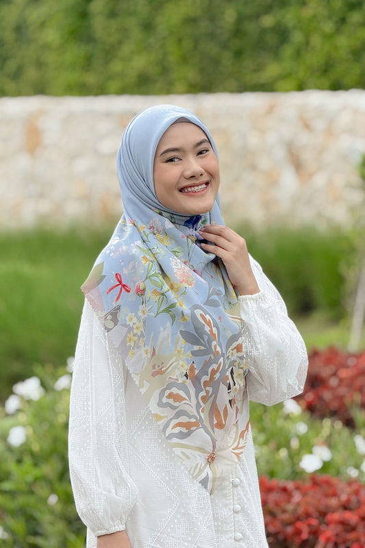 Daffodil - Scarf Square Premium Polycotton XL -  Light Blue - JD14.7