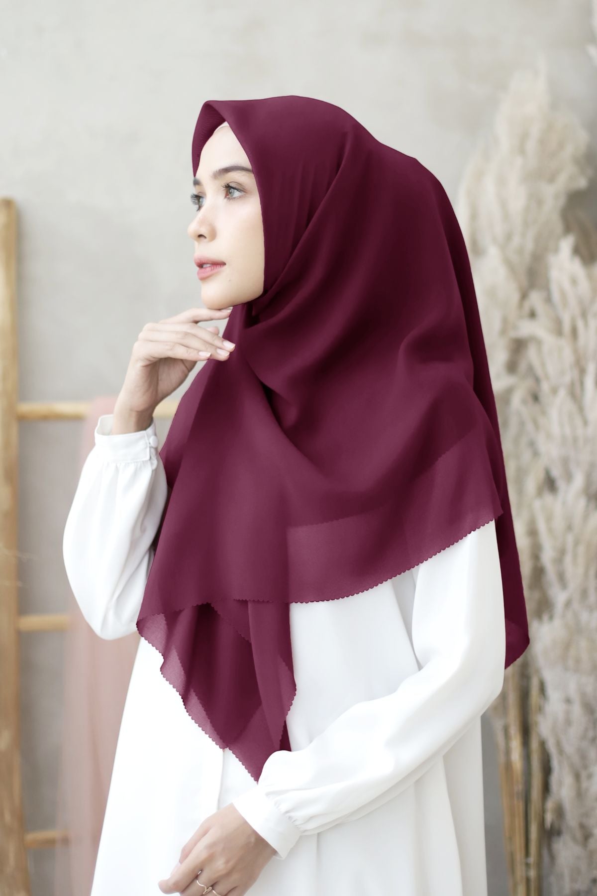 Segiempat Hana - LP85.3 Maroon