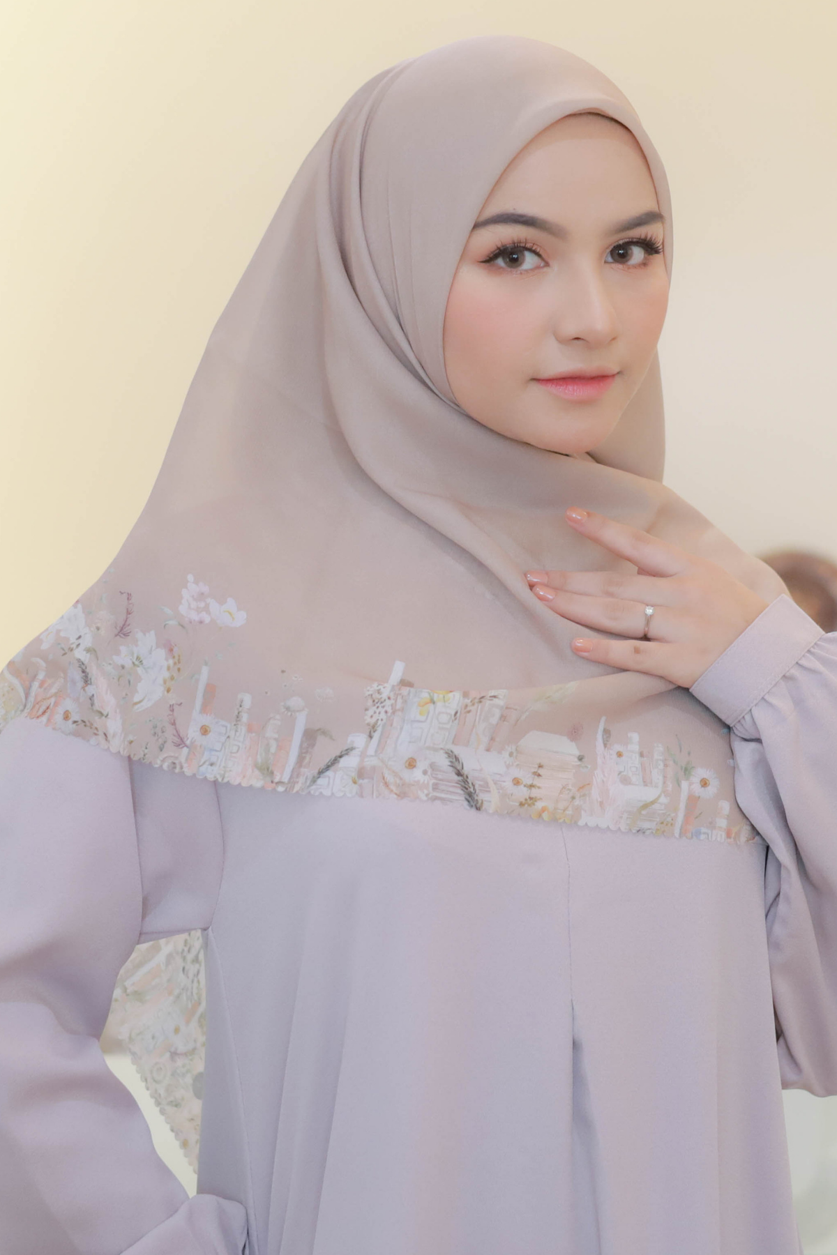 Zinnia Mini - Scarf Square Premium Polycotton | Khaki - NK73.9
